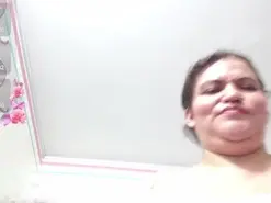 Amateur Sex Cam of mya_rouse