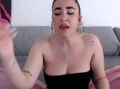 Amateur Free Porn Cam of Leila25