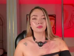 Amateur Live Sex Cam of HaleyGreen1