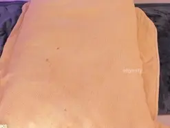 Amateur Live Sex Cam of ohyesly_