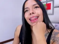 Amateur Live Sex Cam of ZoeSwam