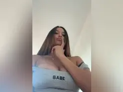 Amateur Live Sex of Ashley_Rouse