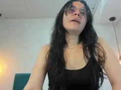 Amateur Adult Webcams of EmilyBuu
