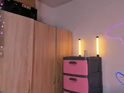 Amateur Adult Webcam of Meow_damn
