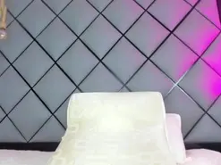 Amateur Watch Live Sex Cams of Ella_Kelly