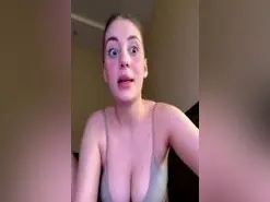 Amateur Free Live Porn of emmieoz