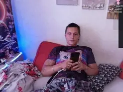 Amateur Live Sex of Alex_WandHot