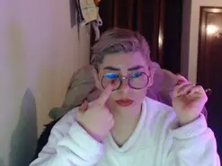 Amateur Adult Webcam of Cyndi_rockefell