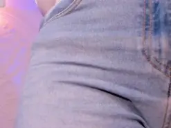 Amateur Sex Cam of AllyJensen