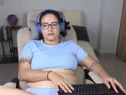 Amateur Free Live Porn of Moon_woman