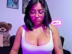 Amateur Free Porn Cam of nina_desire_