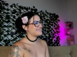 Amateur Free Porn Cam of melody_cute