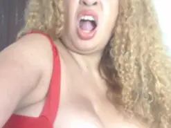Amateur Nude Webcam of AngelaMadurita