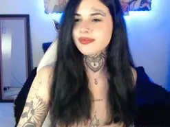 Amateur Sex Cam of Maddy_Vicius19