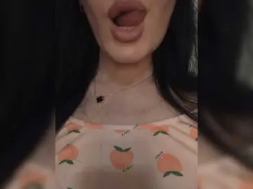 Bongacams Best live sex cam show of Mikki88K