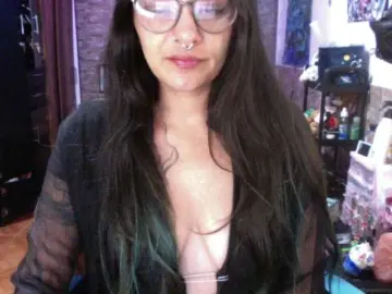 Bongacams Live Porn of AngelaQueen