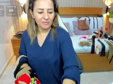 Bongacams Free Live Porn of luciana-ballesteros