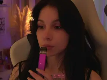 Bongacams Private Sex Chat of DrammaQueennnn