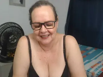 Bongacams Nude Webcam of karime99