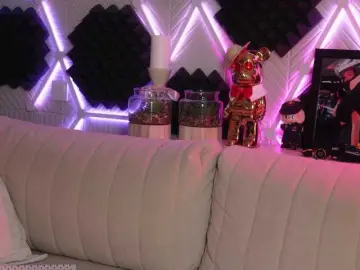 Bongacams Live Sex Cam of blondinochkaa