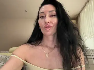 Bongacams Free Live Porn of KorolevaQween000