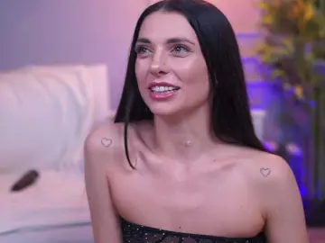Bongacams Nude Webcam of EllyLynne