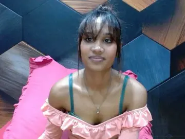Bongacams Free Porn Cam of IndianAurora