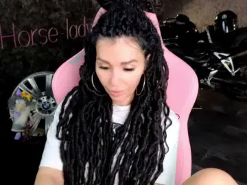Bongacams Free Live Porn of -BABAYAGA-