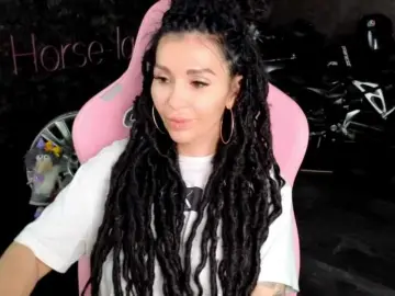 Bongacams Adult Video Chat of -BABAYAGA-