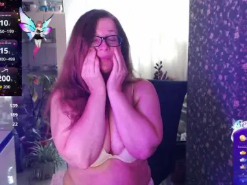 Bongacams Live Sex Cam of HelenBerg