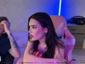 Bongacams Sex Cam of CoupleOnFire