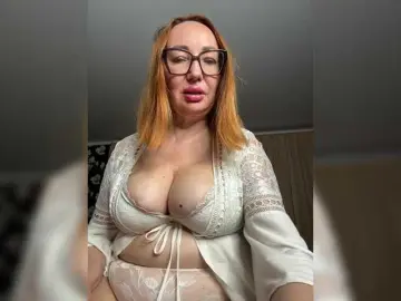 Bongacams Watch Live Sex Cams of Pink-Lips