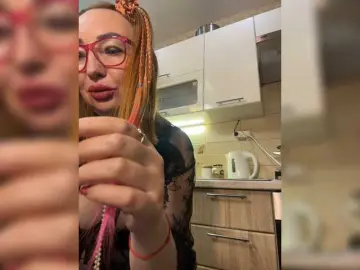 Bongacams Watch Live Sex Cams of Pink-Lips