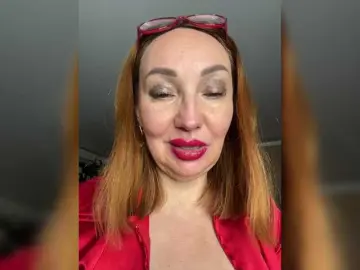 Bongacams Live Sex Cam of Pink-Lips