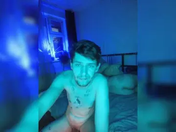 Bongacams Watch Live Sex Cams of Lutiki13