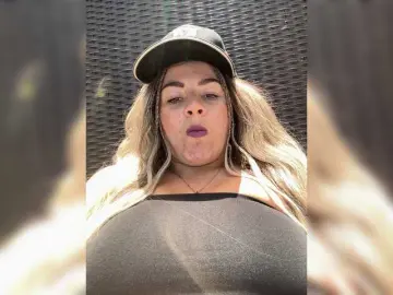 Bongacams Best live sex cam show of ProseccoMood
