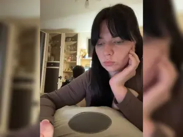 Bongacams Watch Live Sex Cams of HellMor