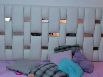 Bongacams Free Porn Cam of NauthyNahomi