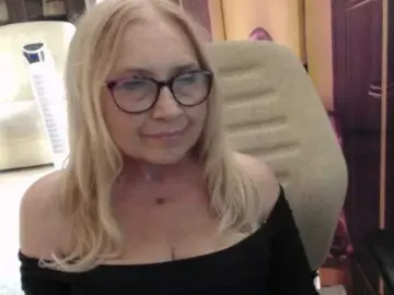 Bongacams Watch Live Sex Cams of BlondeSofia