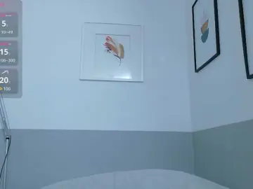 Bongacams Watch Live Sex Cams of yourcuteneighbourr