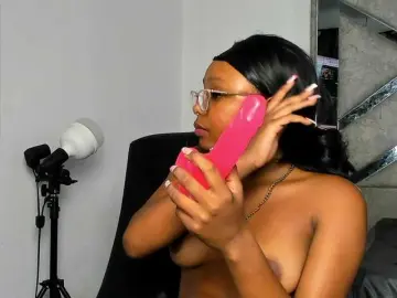 Bongacams Sex Cam of LaReinaDelSur0