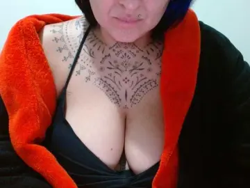 Bongacams Live Sex Cam of Lilithfire