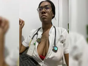 Bongacams Sex Cam of ReginaCorleone