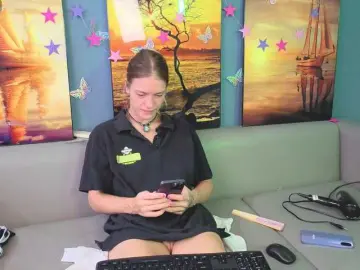 Bongacams Watch Live Sex Cams of BrILLianteBarb