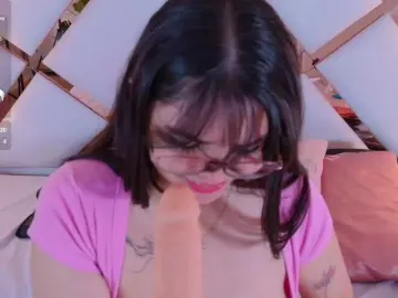 Bongacams Best live sex cam show of VioletGrey
