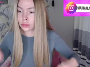 Bongacams Live Sex of Foxymoxy19
