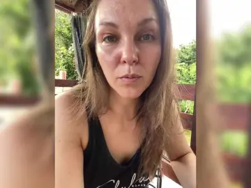 Bongacams Best live sex cam show of Alisasqrl
