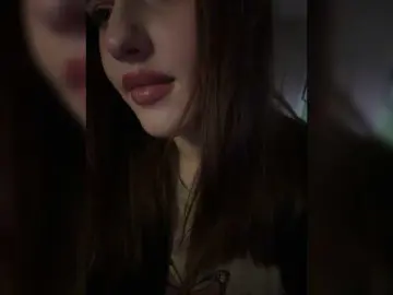 Bongacams Live Sex Cam of L0lly-D0lly