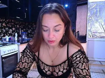 Bongacams Live Sex Cam of Redfox777