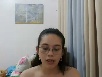 Bongacams Watch Live Sex Cams of simplesindyxx
